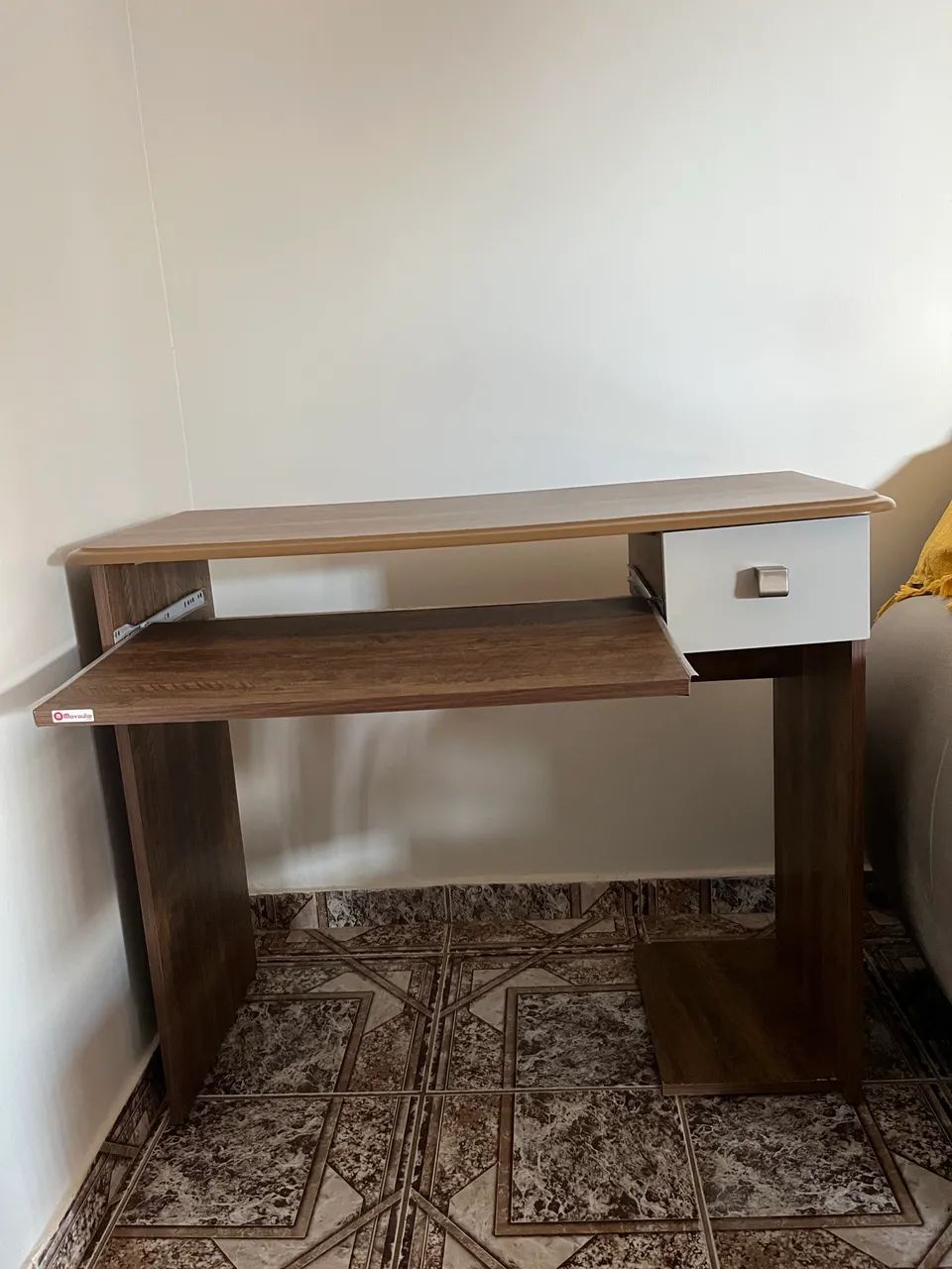 Mesa para computador/escritório - excelente estado - Foto 2