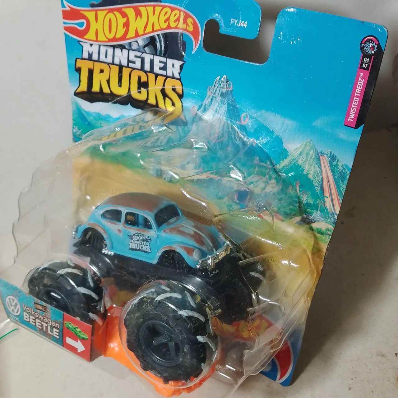 Hot Wheels Volkswagen Fusca Beetle Monster Trucks