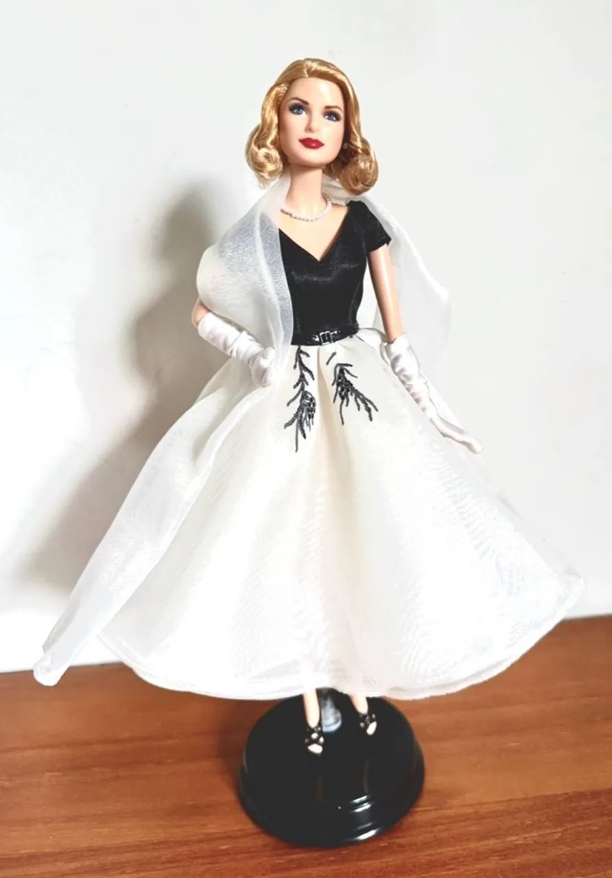 Barbie Collector Grace Kelly Rear Window Mattel  - Foto 3