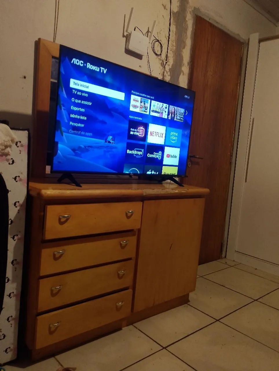 Tv AOC 43 polegadas semi nova tem 3 meses de uso  - Foto 3