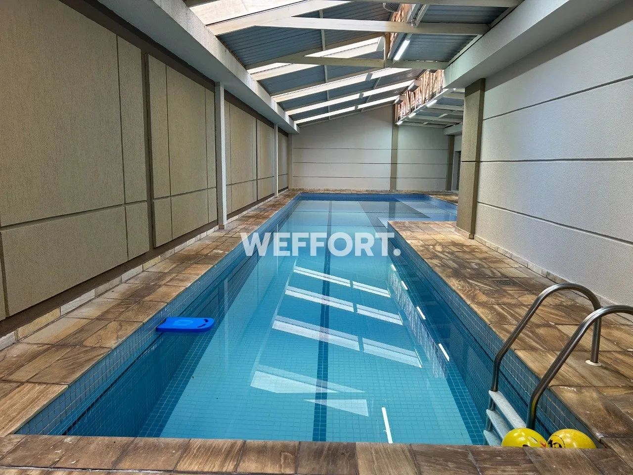 Apartamento com piscina aquecida no Centro - Foto 3