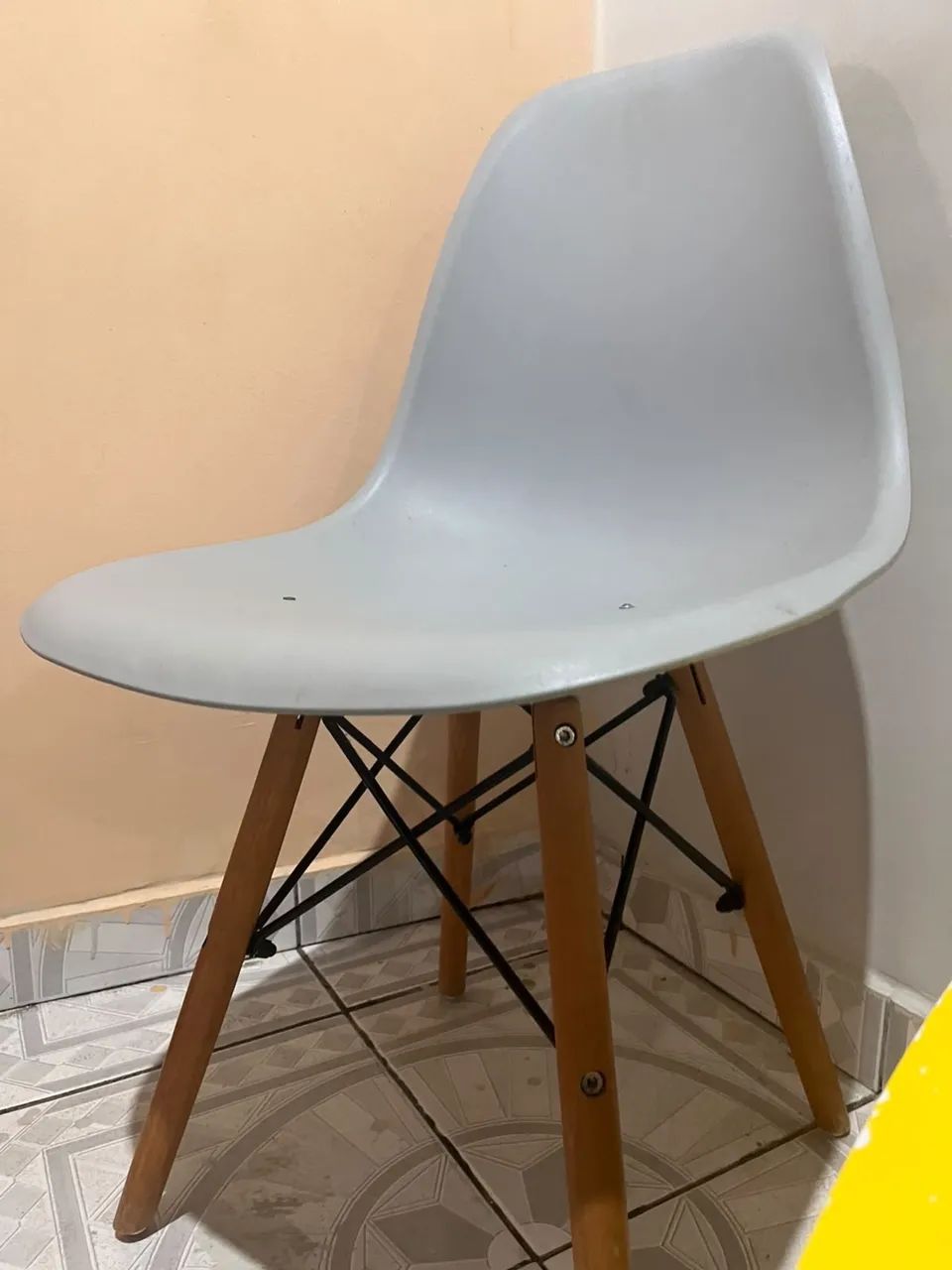 2 Cadeiras Eames Eiffel woo-assento - Foto 3