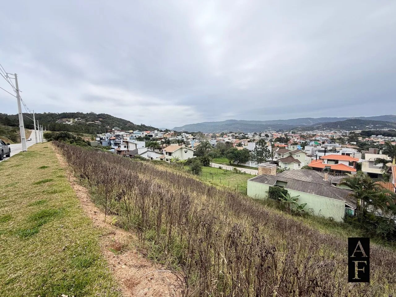 Terreno à venda no bairro Centro - Garopaba/SC - Foto 2