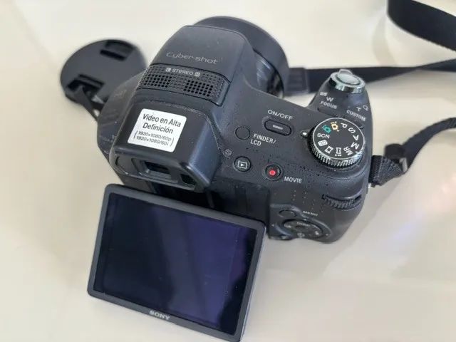 Camera Sony HX-100v, lente Zeiss, Zoom Dig 30X, Opt 10X, Full HD