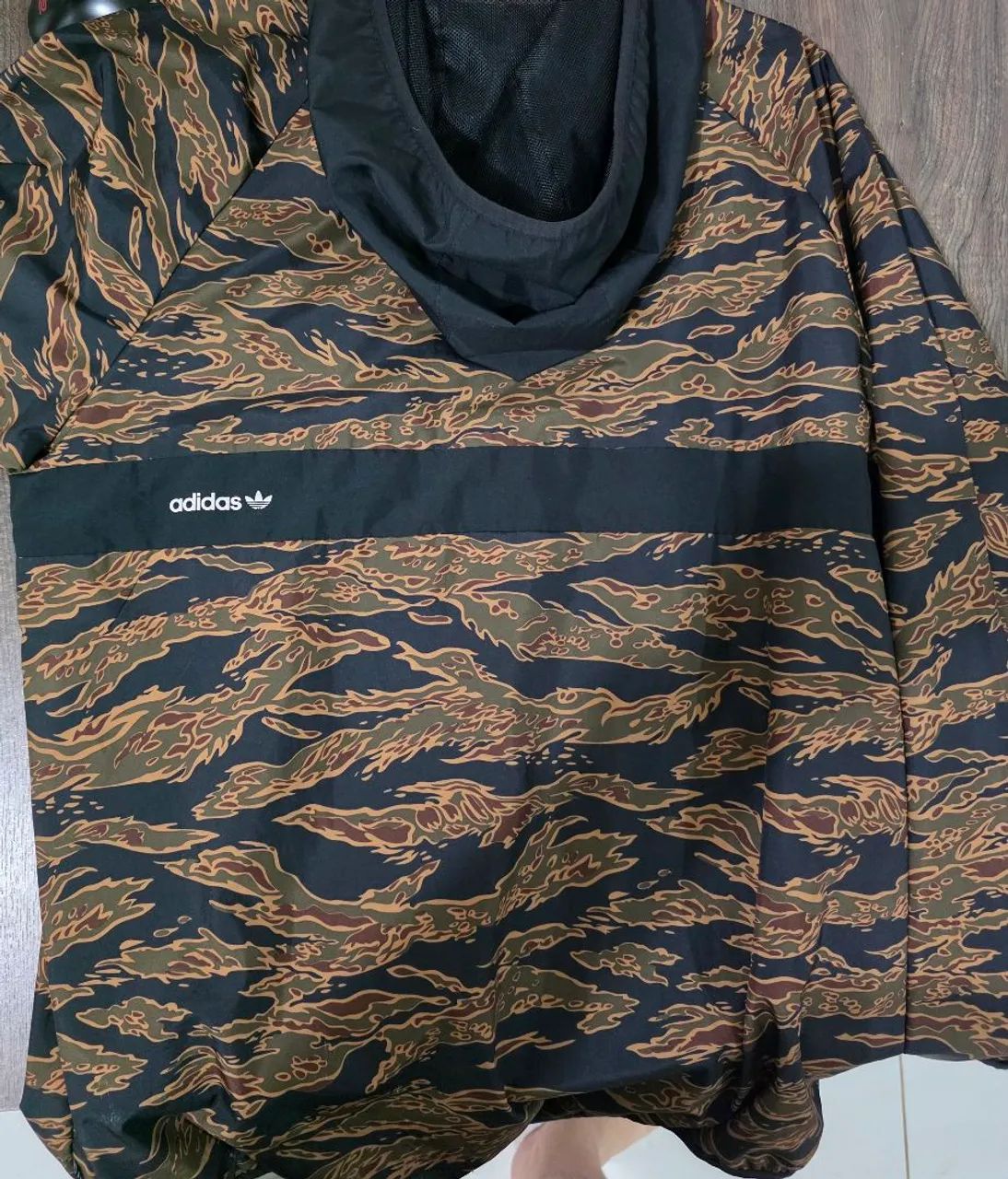 Corta vento Adidas Camuflado - Foto 2