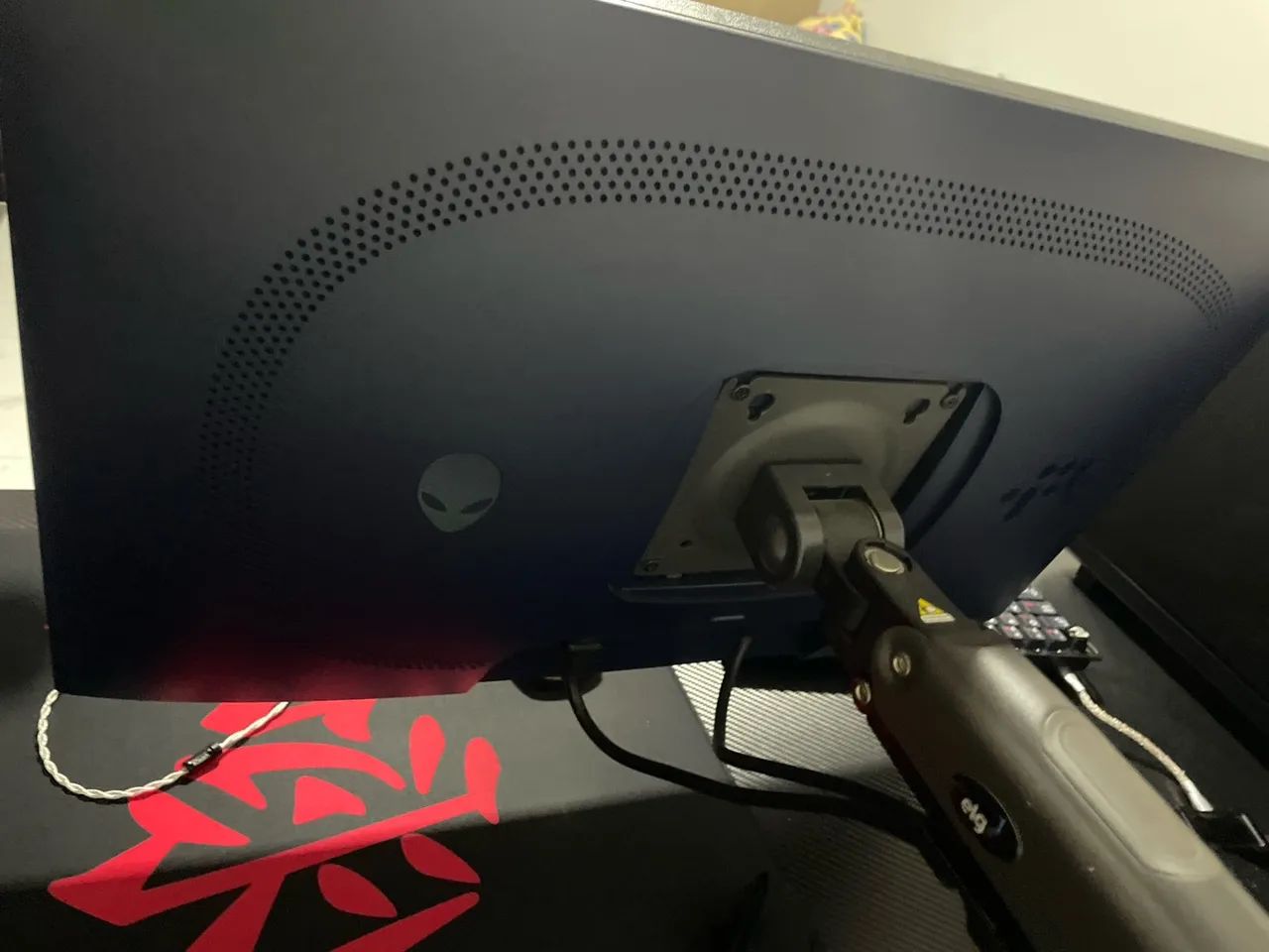 Monitor Alienware 320 HZ - Foto 2