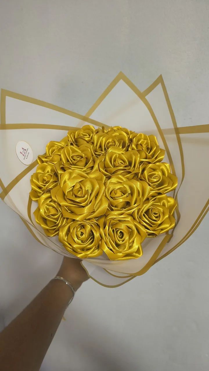 Buquê de rosas dourada M - Foto 4