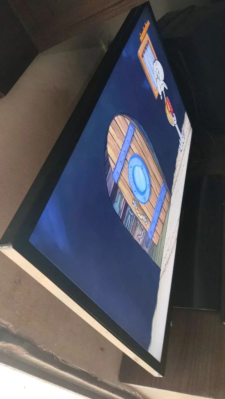 Vendo TV Samsung 32 polegadas LED, usada e funcionando normalmente.