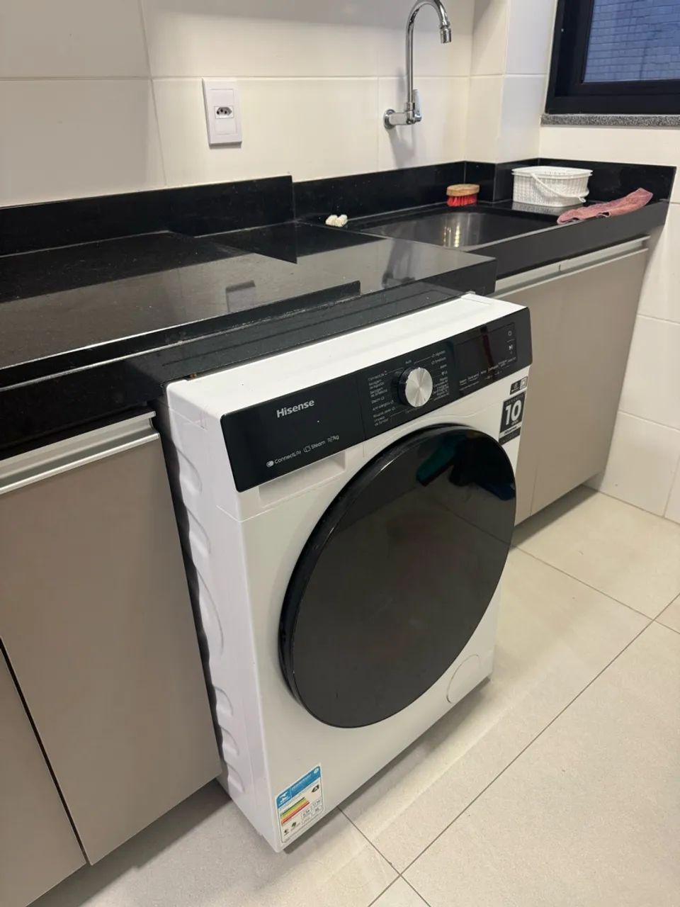 Máquina de lavar e secar Hisense