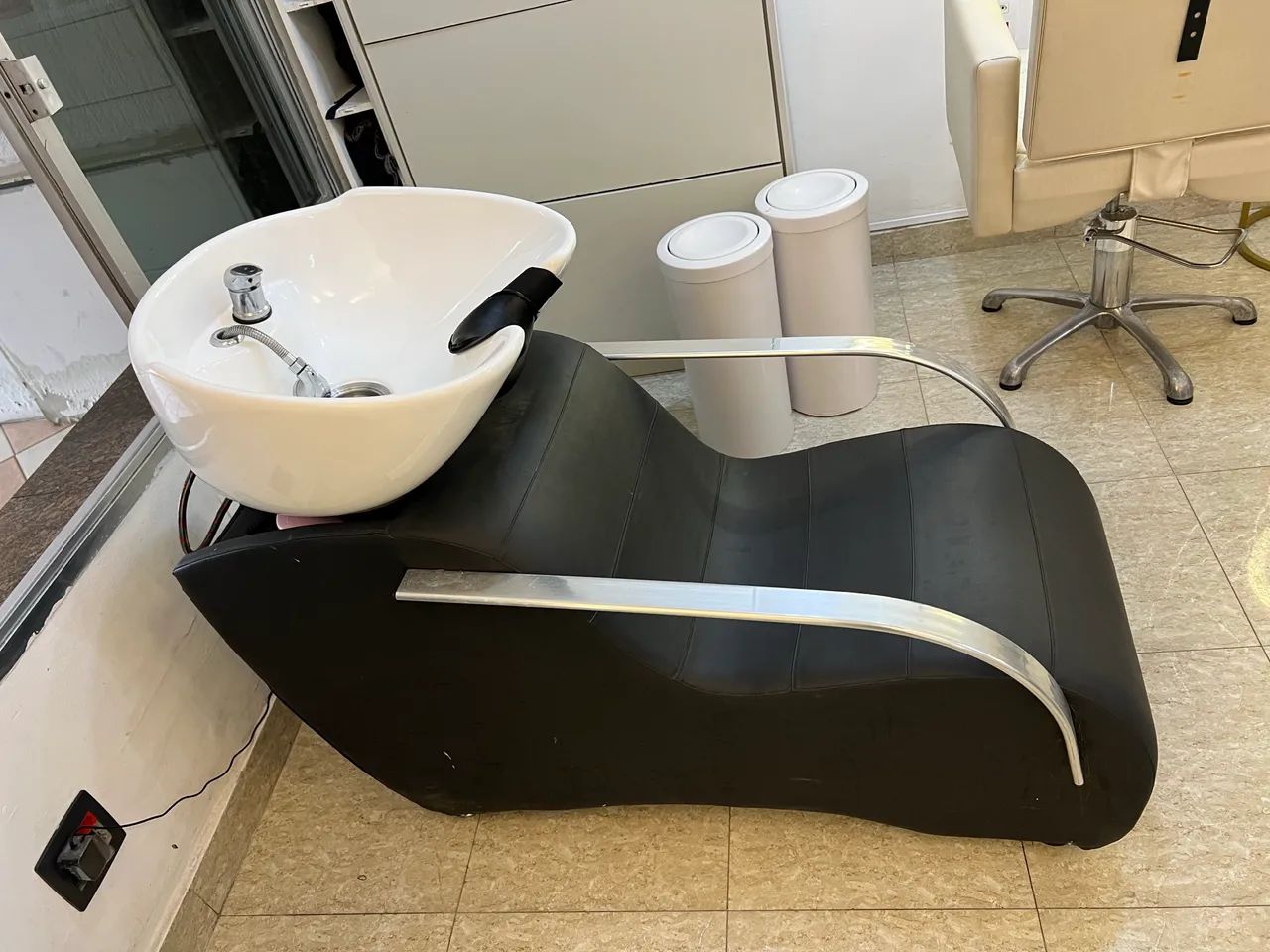 LAVATÓRIO EM BOM ESTADO  - Foto 5