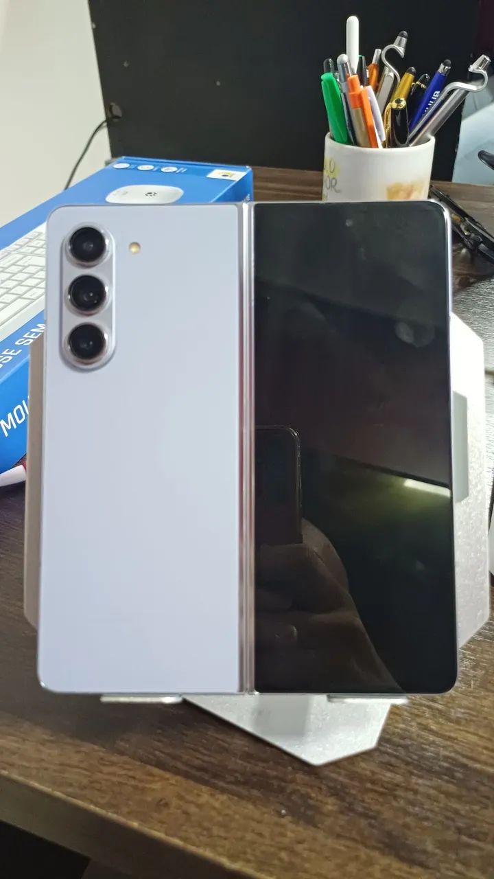 Samsung Fold 5 - Foto 2