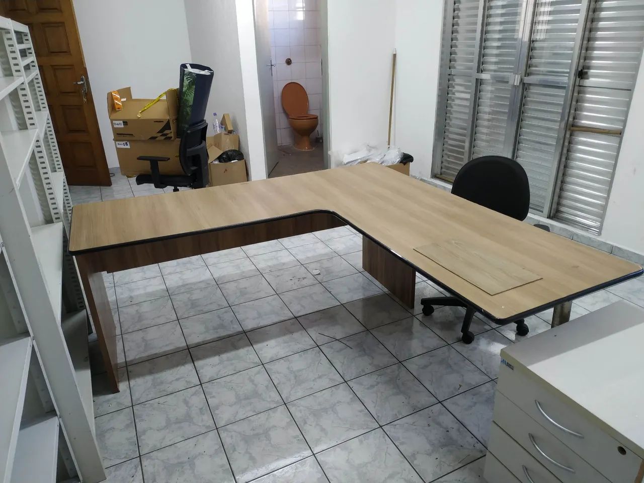 Mesa de canto em "L" 170x170 - Foto 2