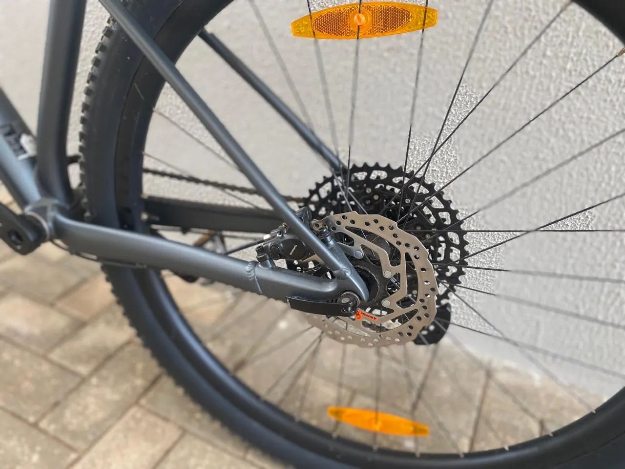 Bicicleta Scott Scale Dark Grey 970 2025 - Foto 3