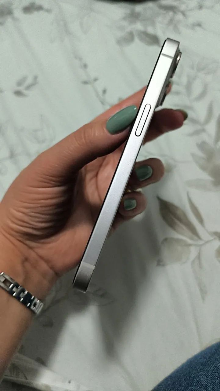 iPhone 13 - Foto 2