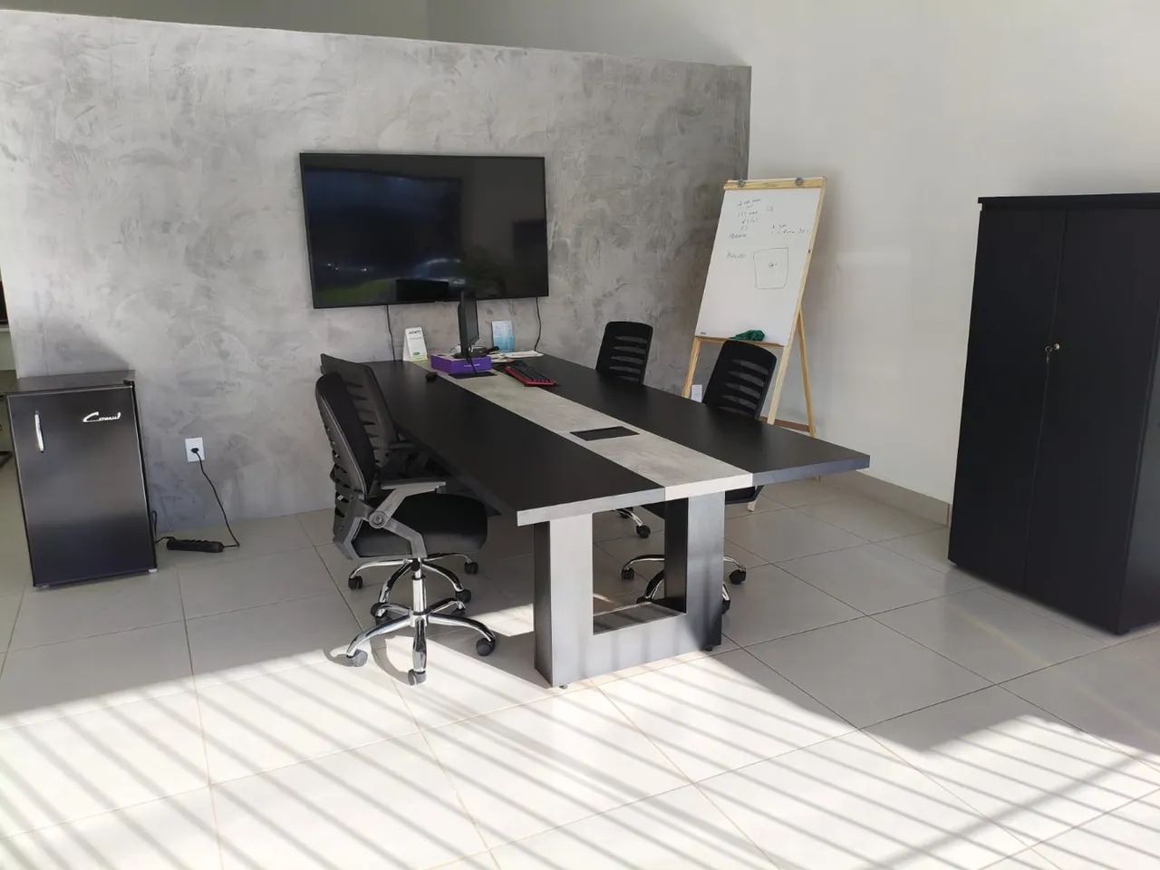 Mesa de Reunião  - Foto 2