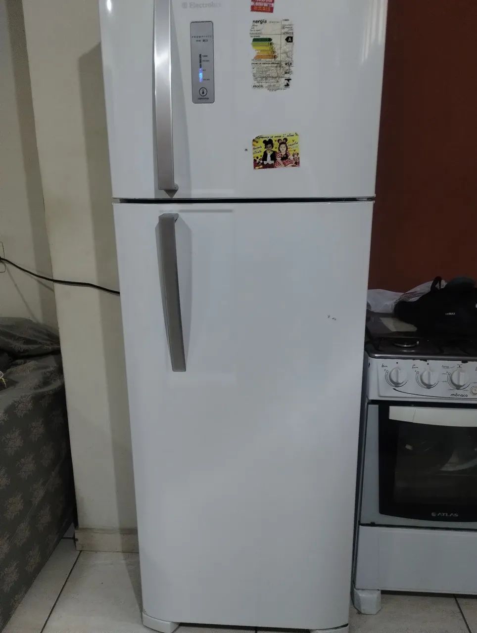 Vendo Geladeira Eletrolux  - Foto 2
