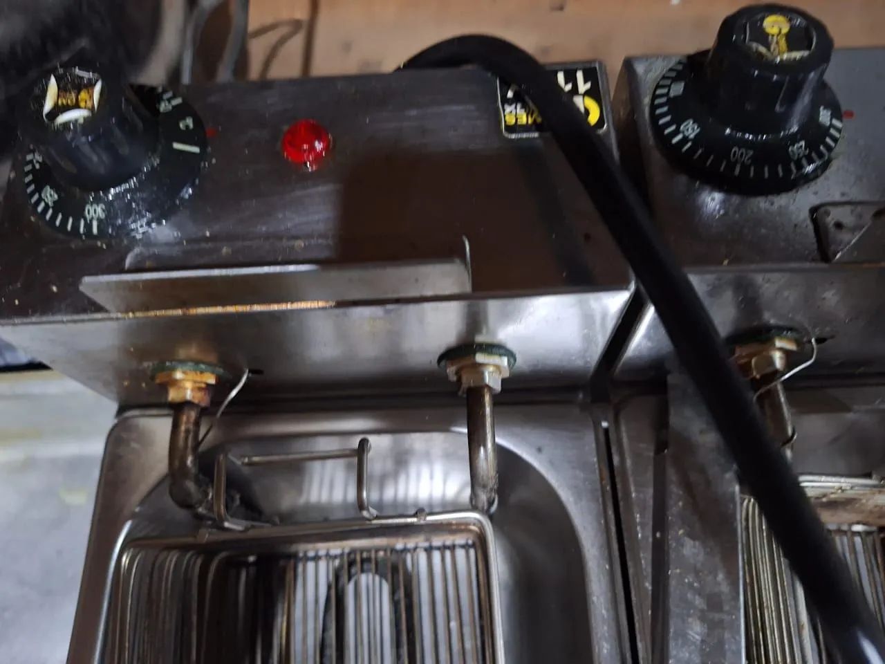 Vende-se fritadeira elétrica 