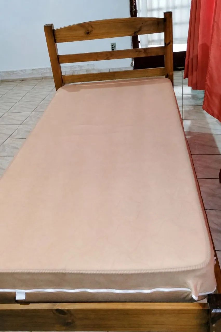 Vendo cama de solteiro