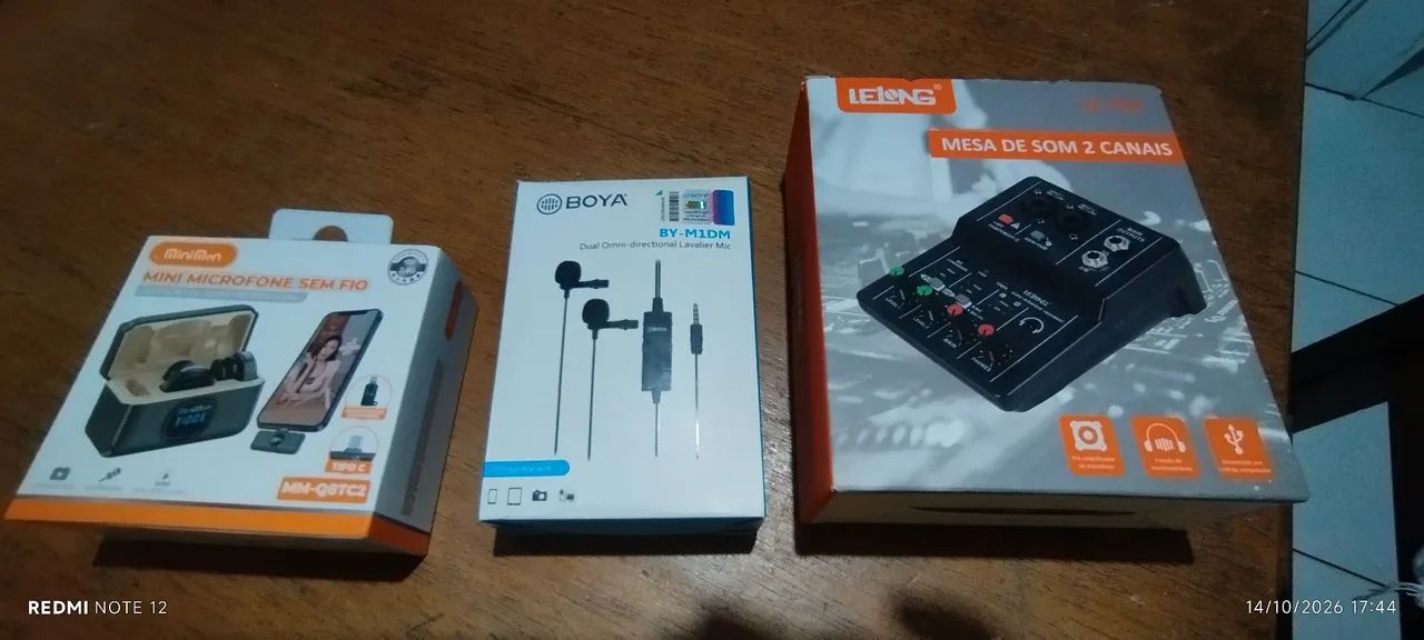 Kit mesa e microfones