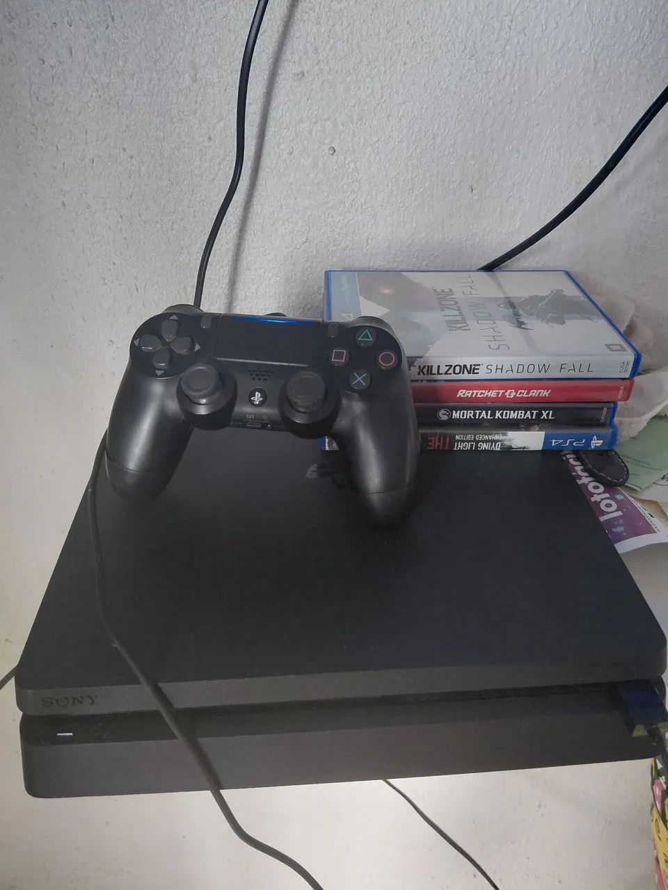 PlayStation 4 1TB - Foto 2