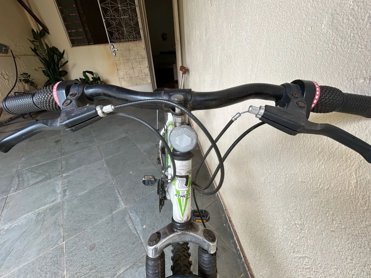 Bicicleta MTB 2.0 aro 26  - Foto 5