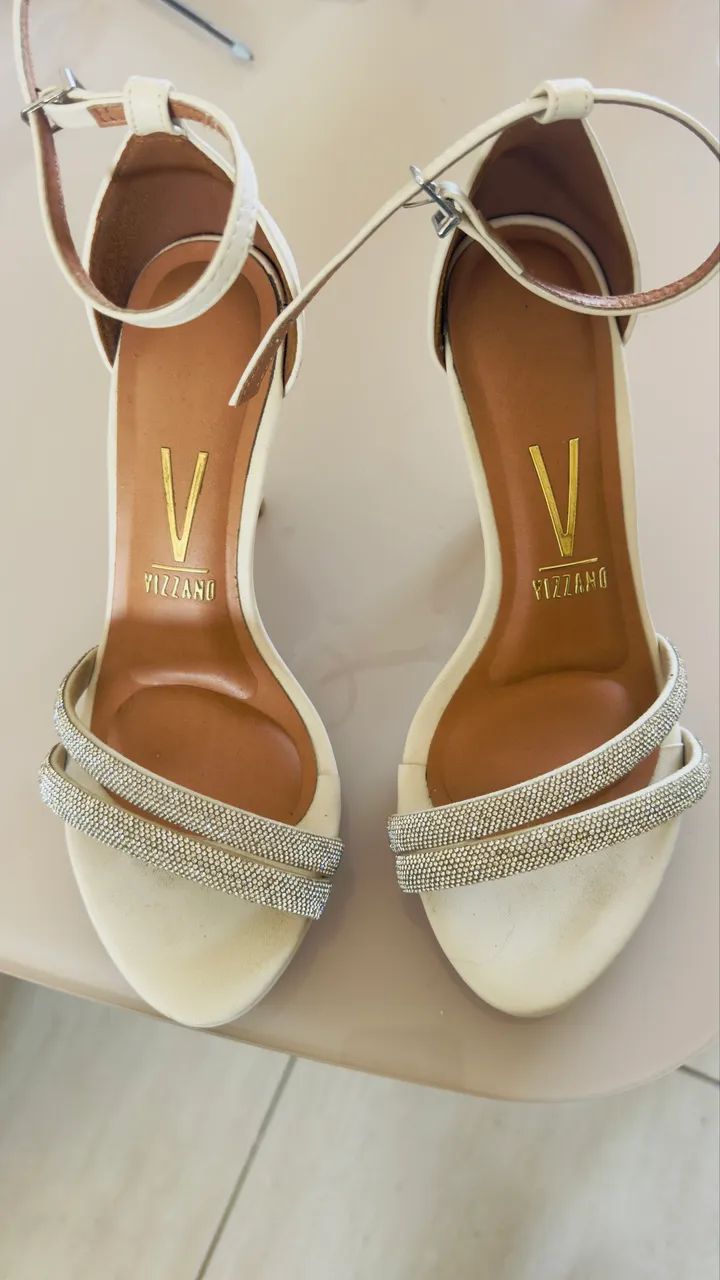 Sandália vizzano 36 (nova na caixa) - Foto 2