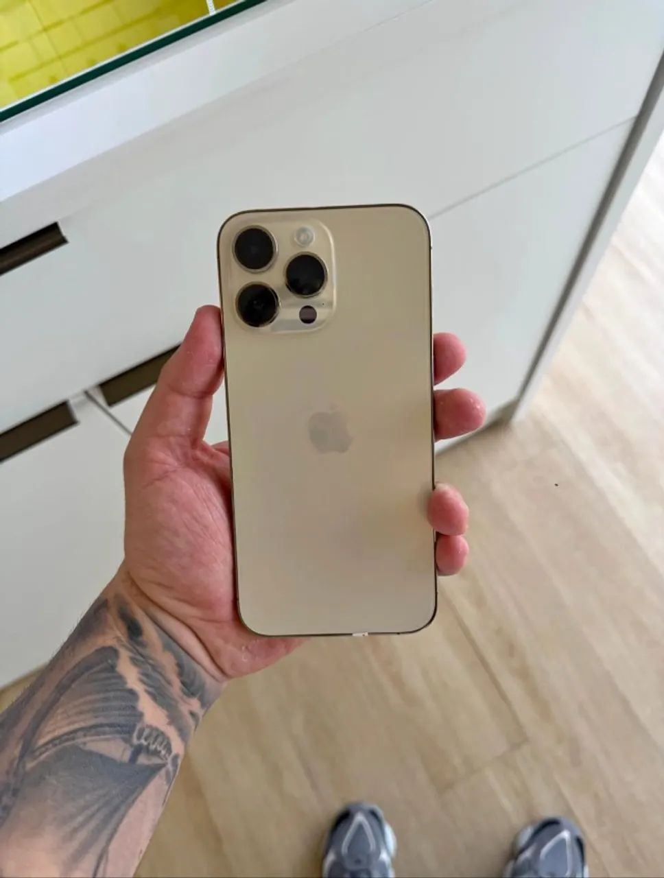 iphone 14 pro max dourado 256gb  - Foto 2