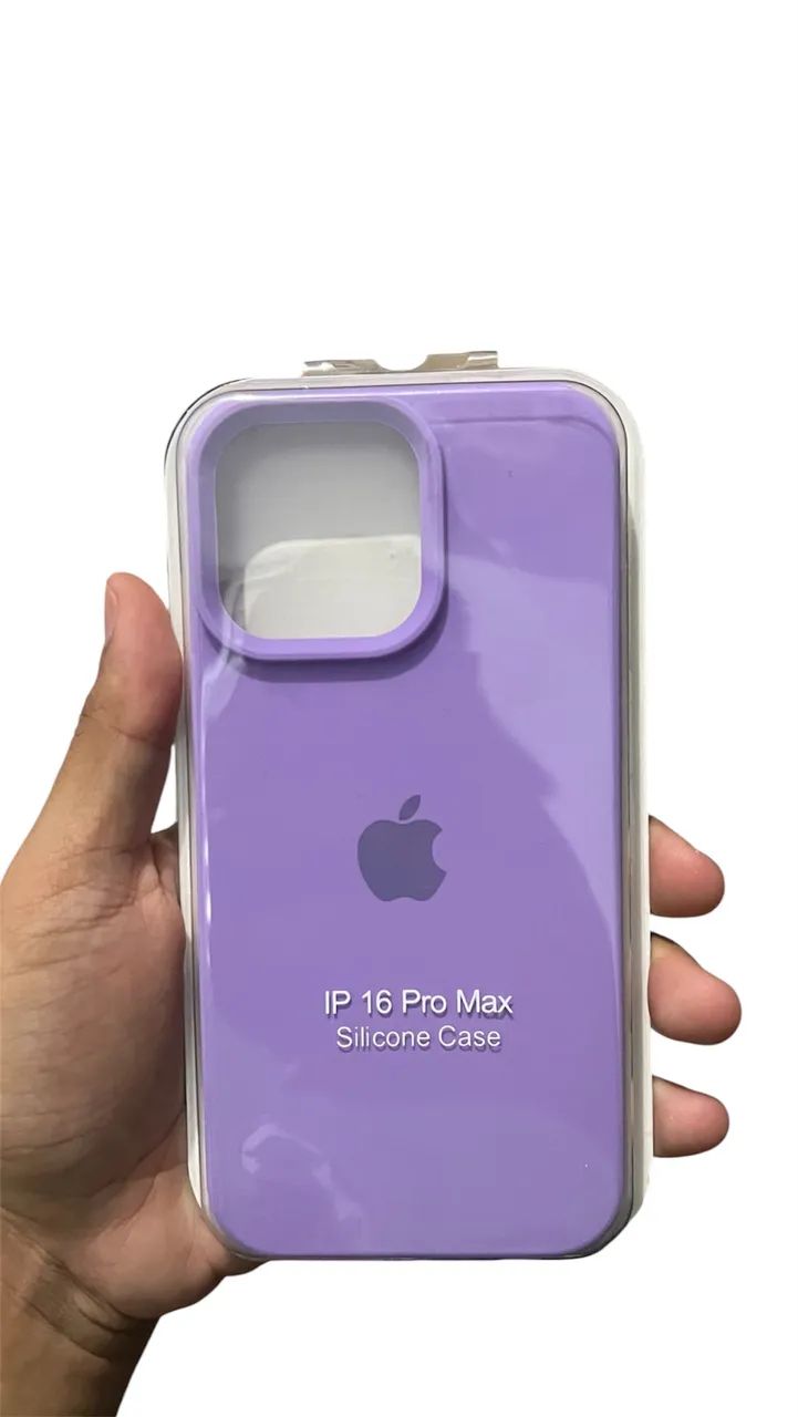 Capinha silicone premium iPhone 16 pro max - Foto 3