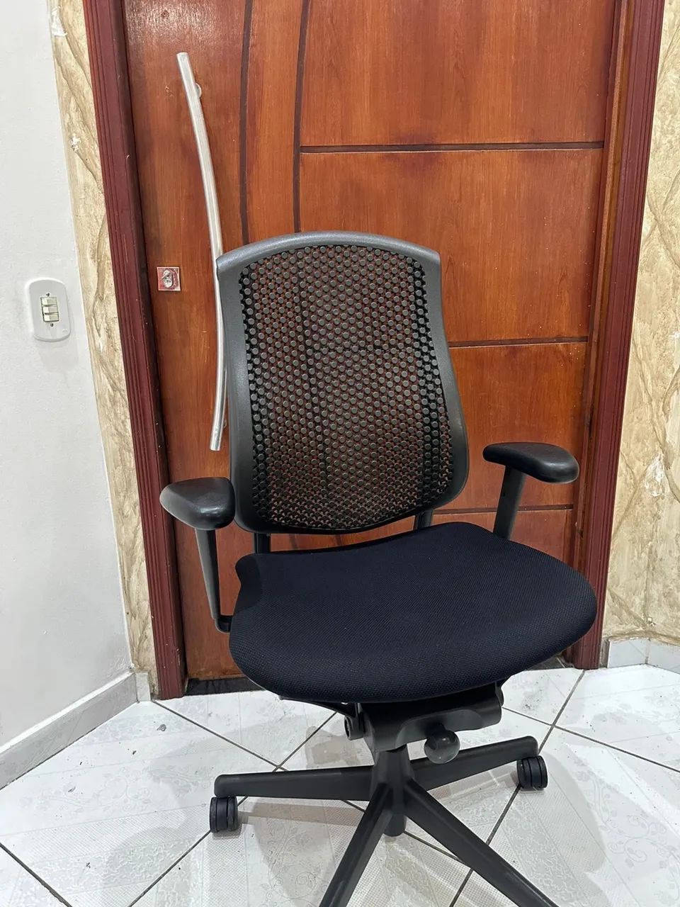 cadeira herman miller celle super conservada 