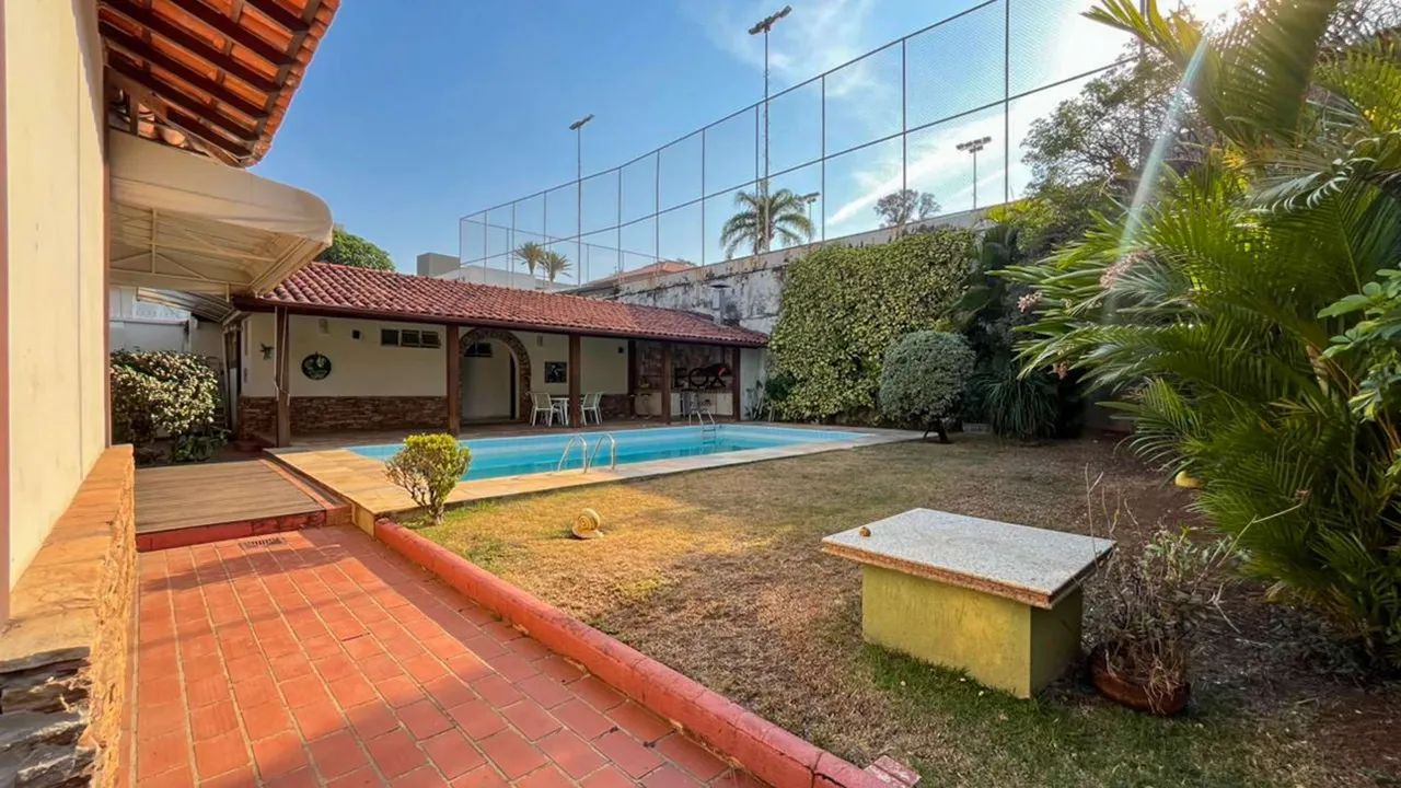 Casa com 5 quartos à venda em Belo Horizonte