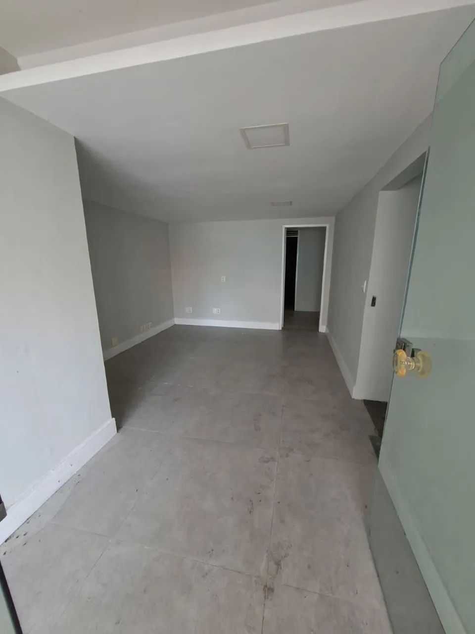 Ponto comercial de aproximadamente 210m² em localização privilegiada na Aldeota. Com 3 sal - Foto 2