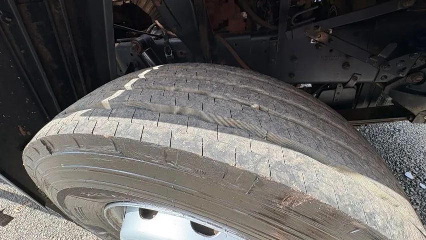 FORD CARGO 2428 2011 - Foto 5