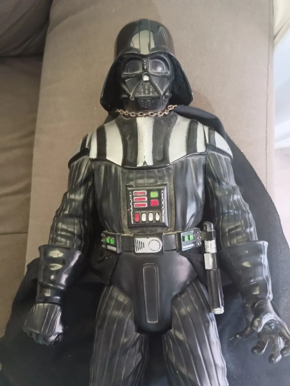 Boneco dirth veider 50 cm hasbro 