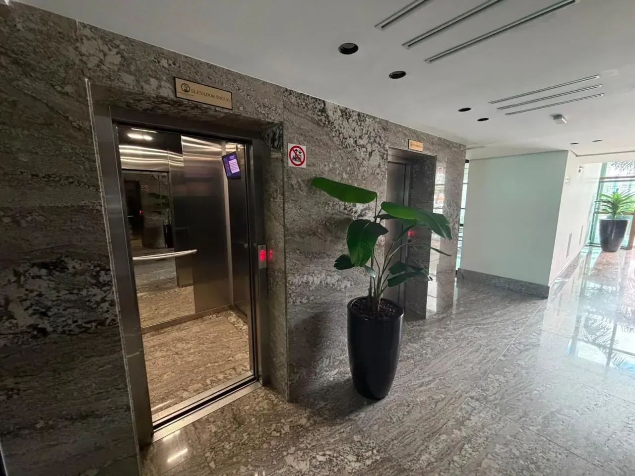 APARTAMENTO PROJETADO PARA LOCAÇÃO - Foto 2