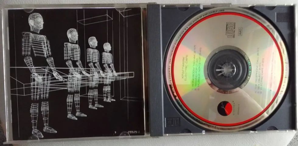 CD Kraftwerk - Eletric Cafe (Importado USA) - Foto 3