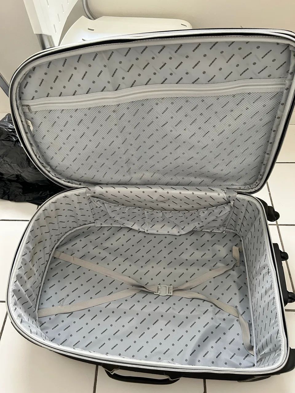 Mala viagem  - Foto 2