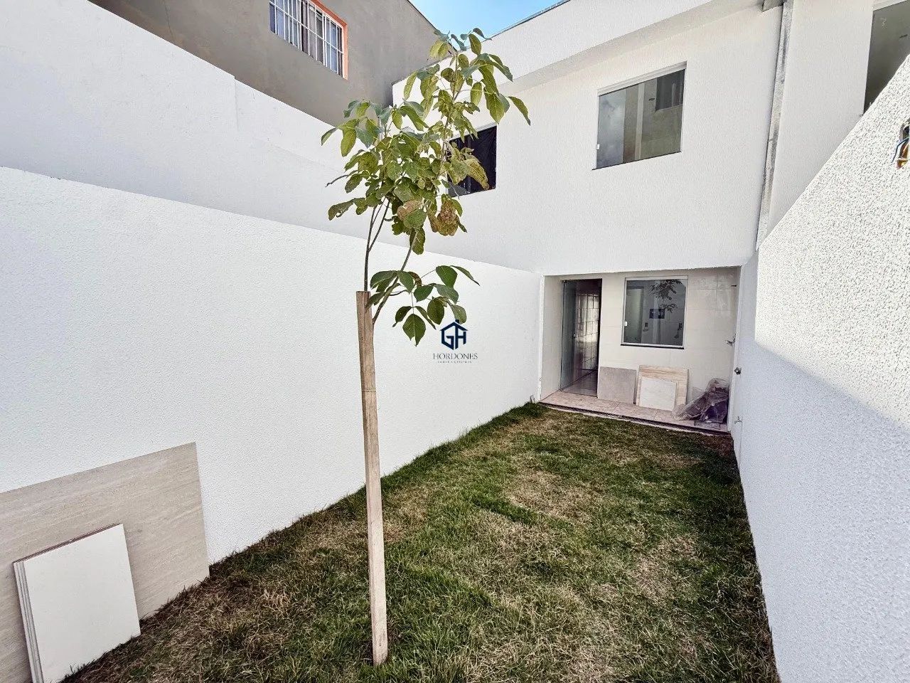 CASA GEMINADA - JARDIM LEBLON - Foto 2