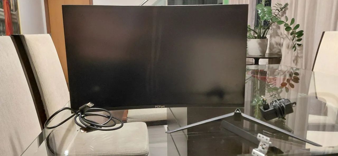 Monitor PCfort  curvo 27" full hd 240hz 1ms