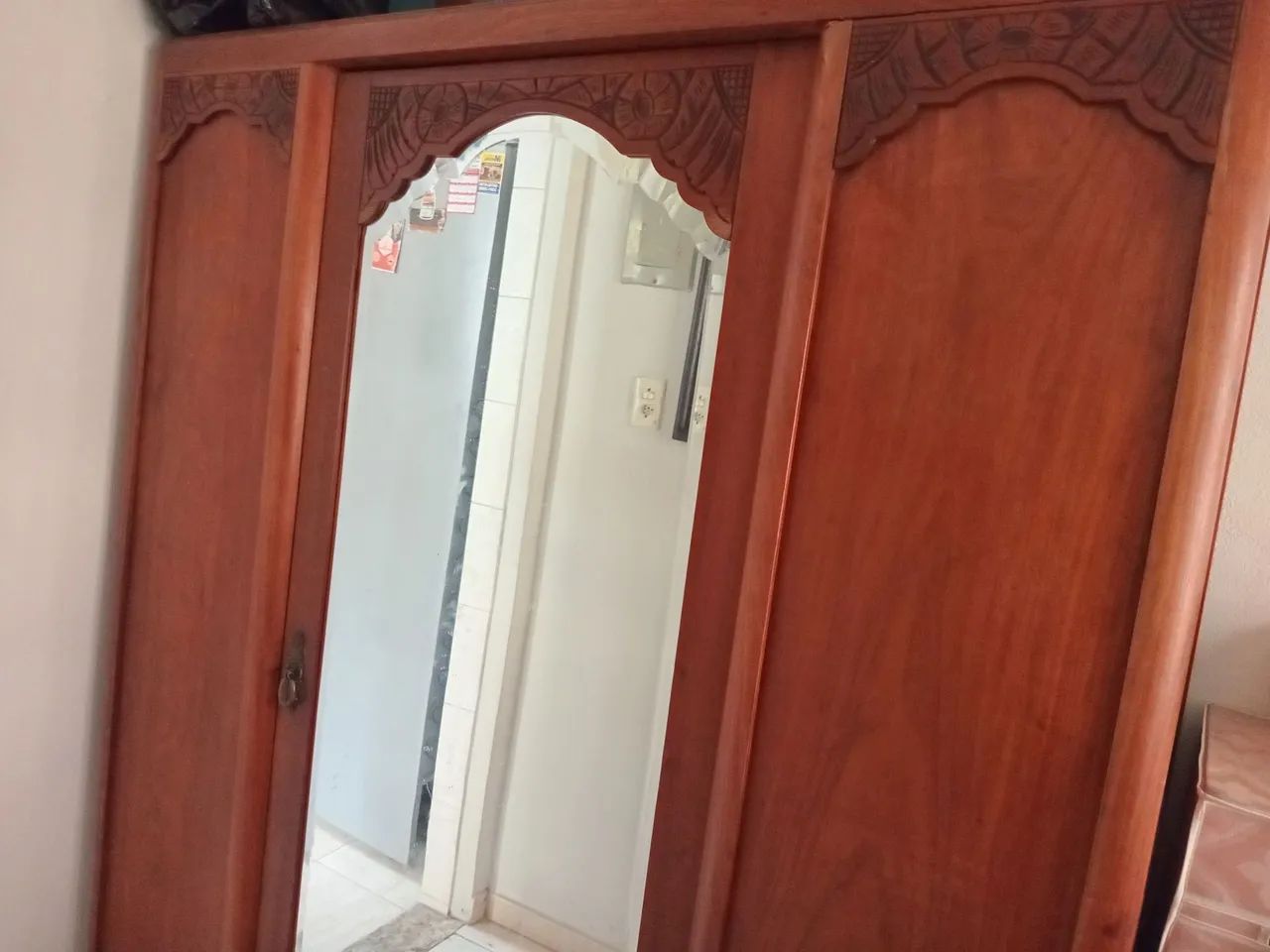Guarda-Roupa de madeira  - Foto 3