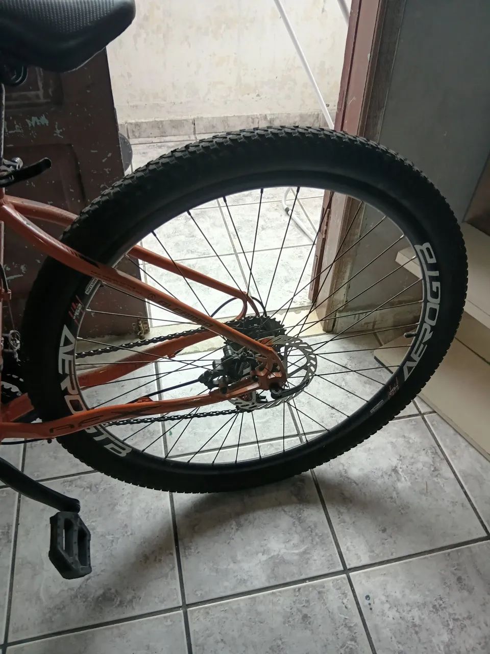 VENDO BICICLETA ARO 29 - Foto 4
