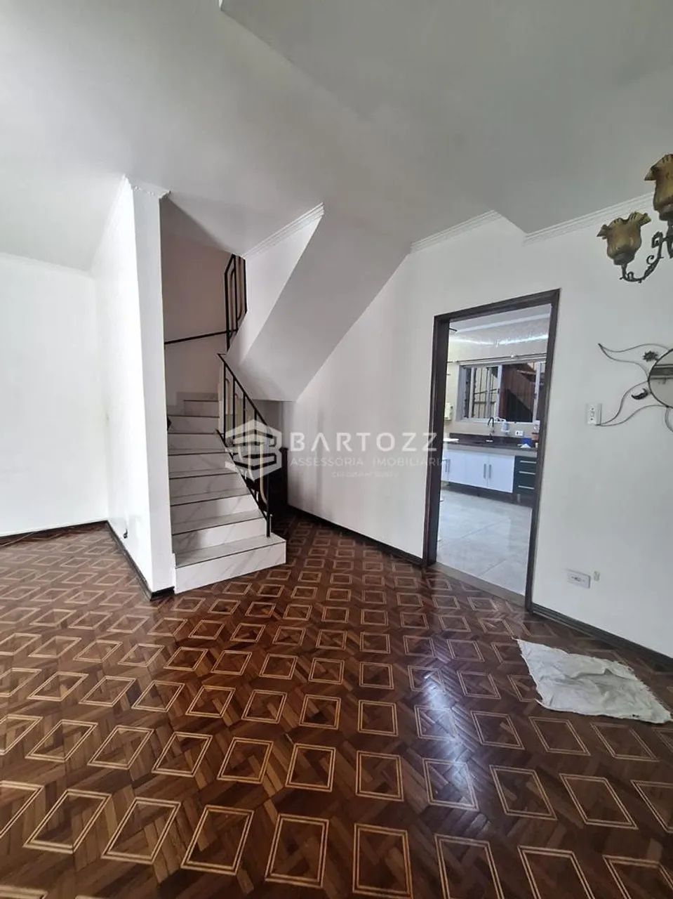 SOBRADO COMERCIAL E RESIDENCIAL - 4 DORM, 2 SUÍTES - Foto 3