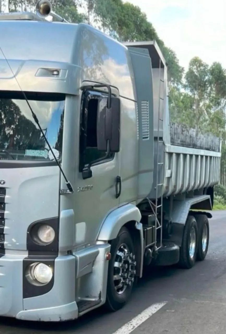 Vw 24250 2011 6x2 caçamba basculante  - Foto 5