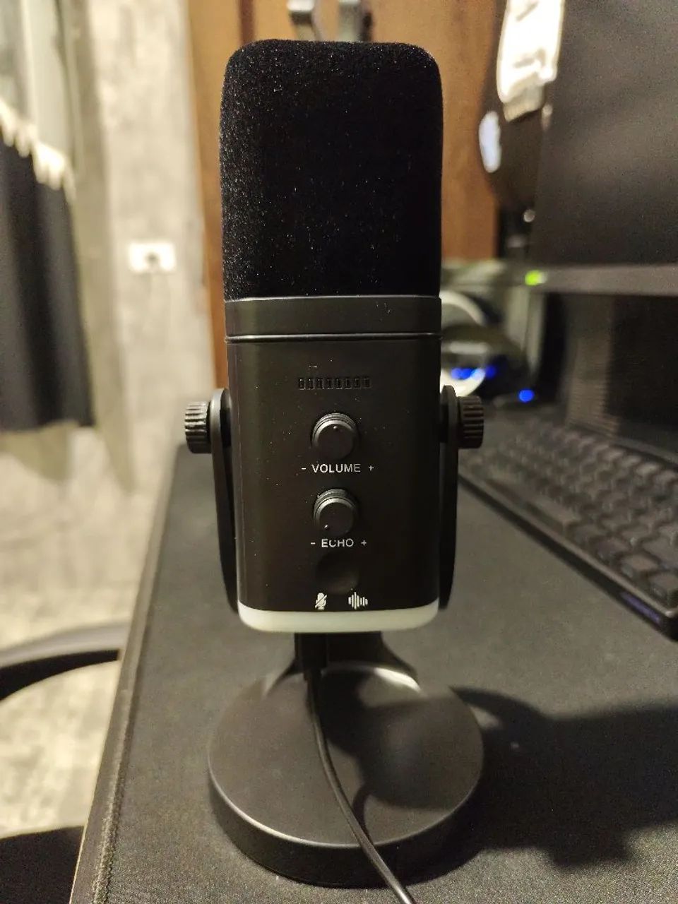 microfone USB/XLR dinâmico estilo AM8