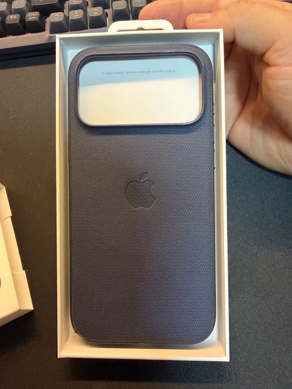 Capa IPhone 17 pro Max ORIGINAL  - Foto 4