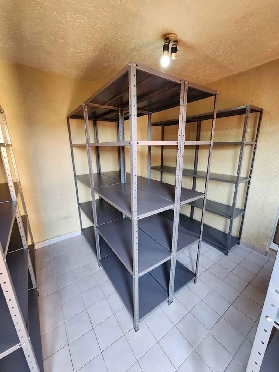 Estante de aço excelentes oportunidade  - Foto 2