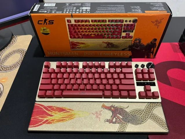 Teclado Razer Huntsman V3 Pro TKL Cs2 - Foto 5