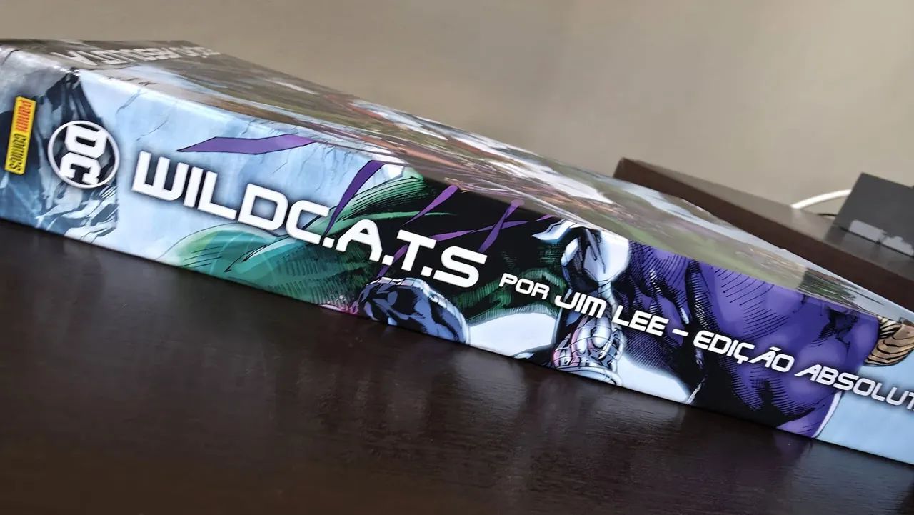 Wildcats por Jim Lee - Edição Absoluta - DC Comics - HQ Panini - Foto 3