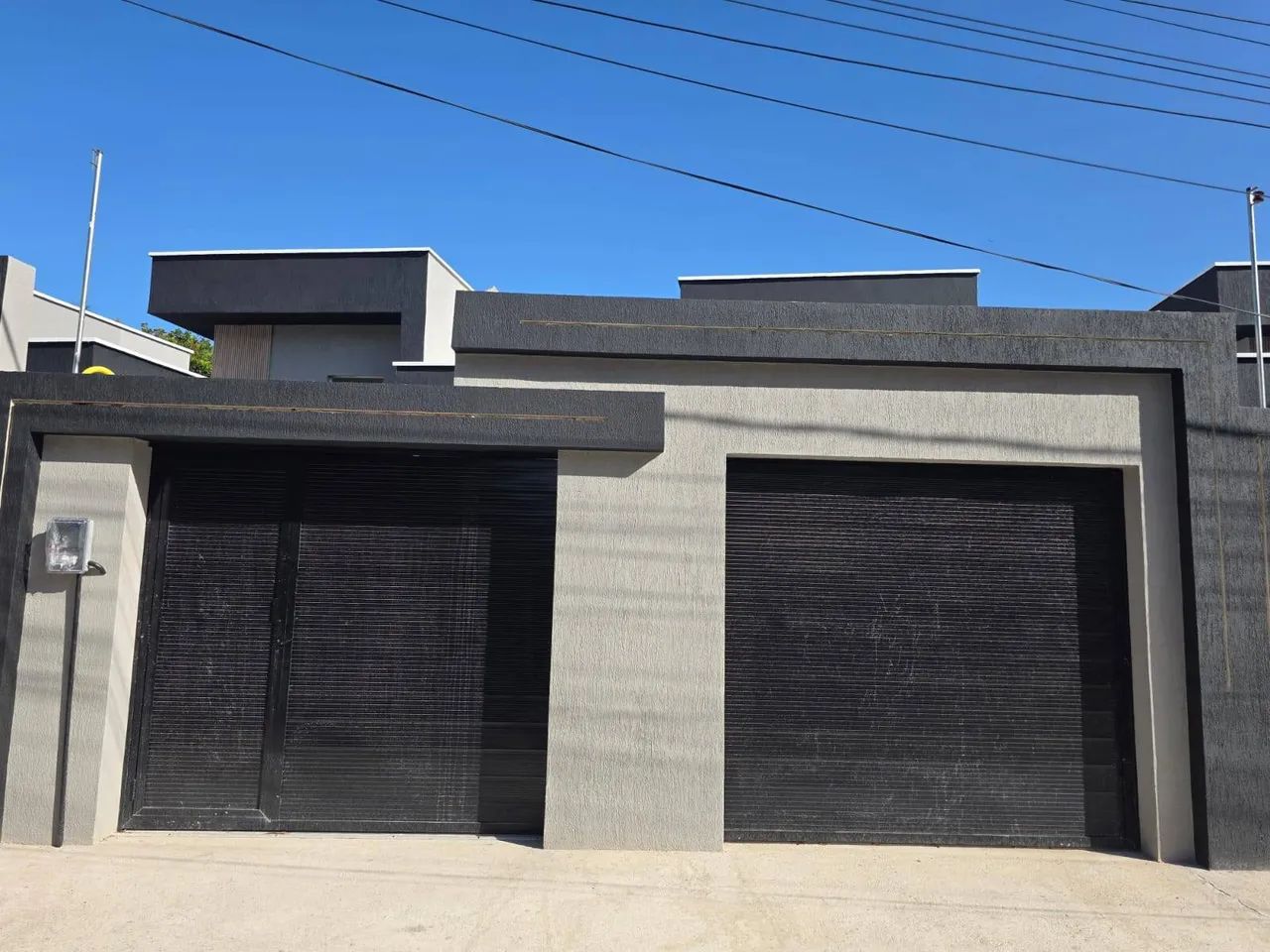 Casa Plana nova de alto padrão construtivo REF: 4203