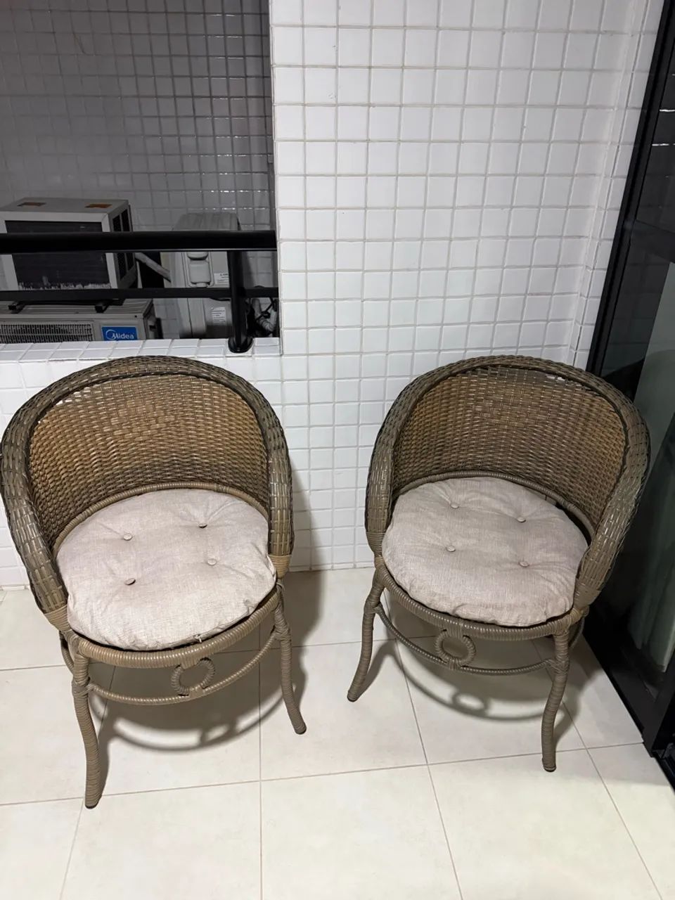 Conjunto cadeiras e mesa terraço varanda - Foto 5