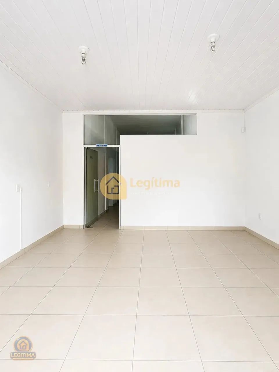 Sala comercial Avenida Francisco Magalhães